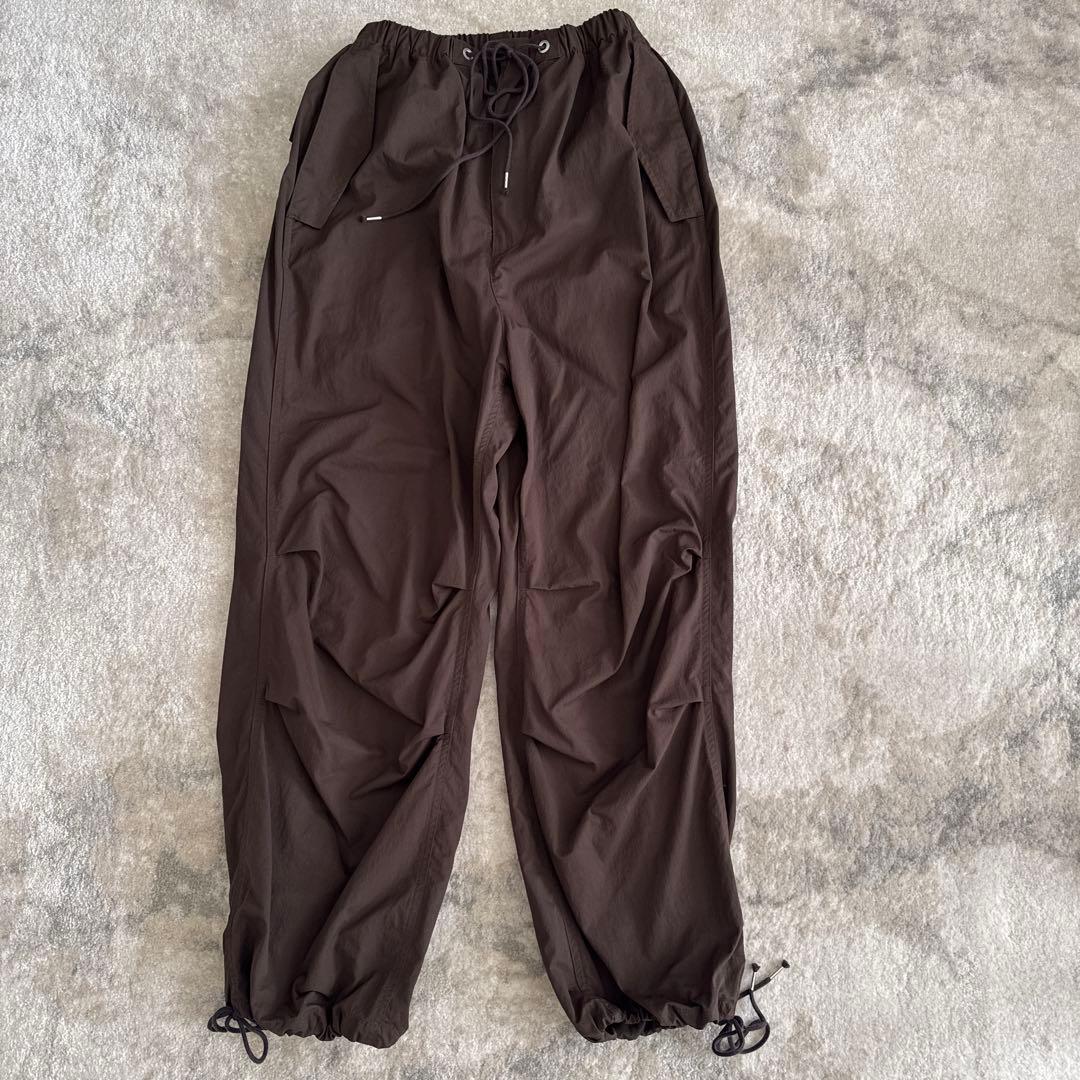 シシクイ　shishikui ブラウン　パラシュートパンツ　XS