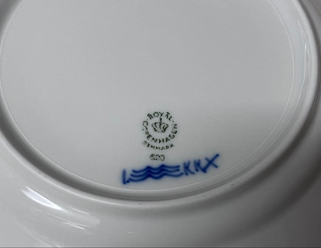 未使用品　ブルーフルーテッド　プレイン　プレート　19cm　2枚