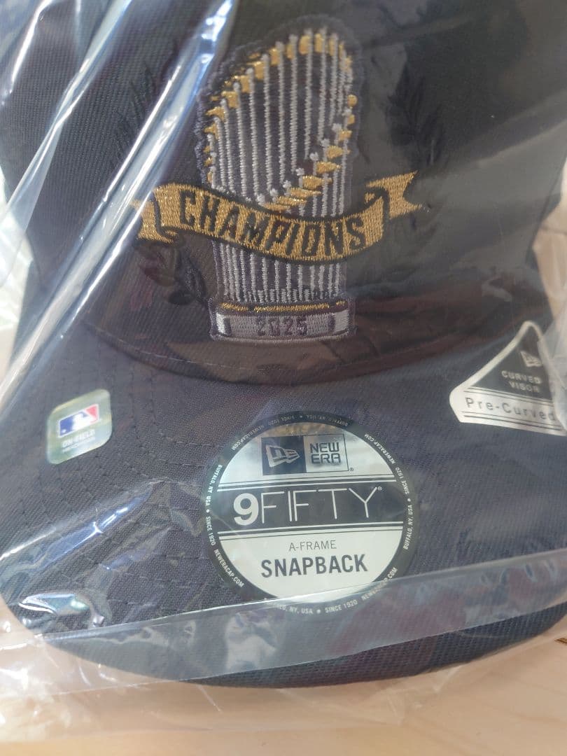 ドジャース ワールドシリーズ 2025 チャンピオン ニューエラ ピンバッチ付