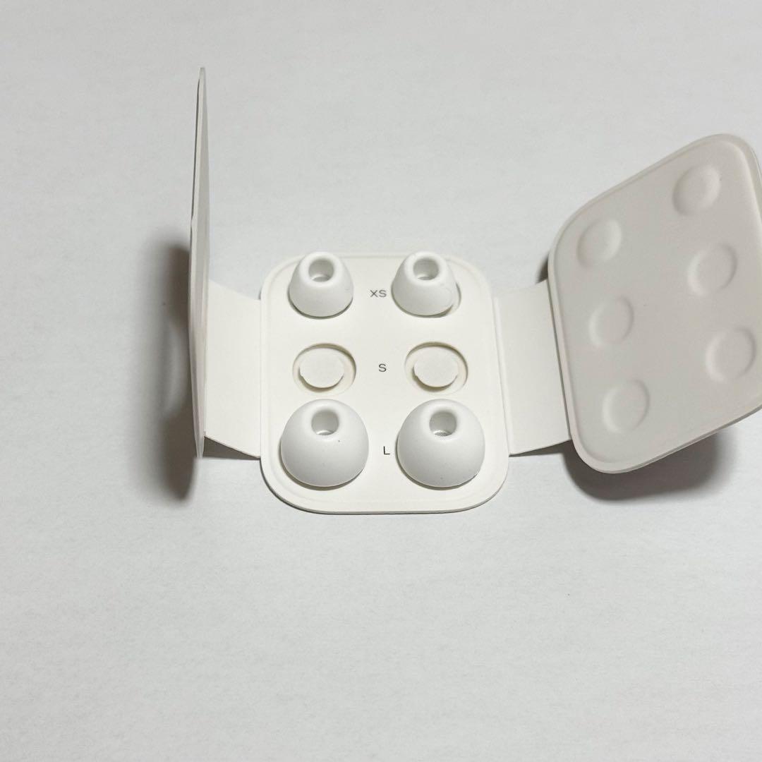 【純正品】【箱•イヤーチップ付き】 AirPods pro2 両耳のみ