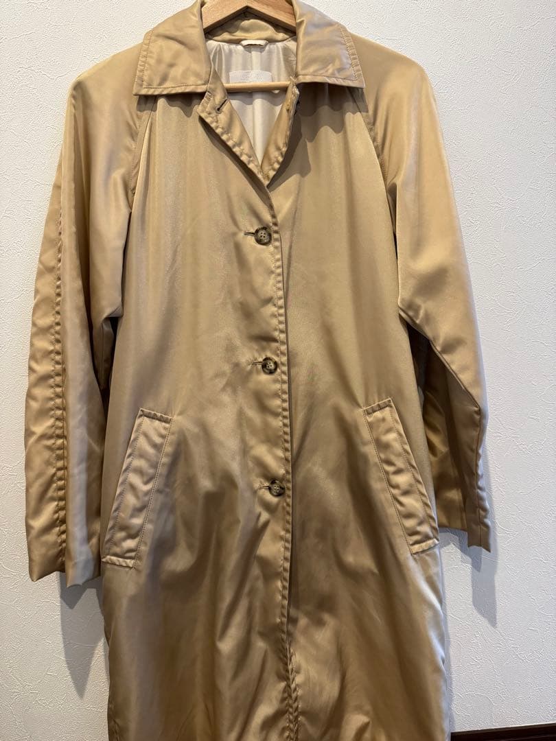 PRADAレインコート