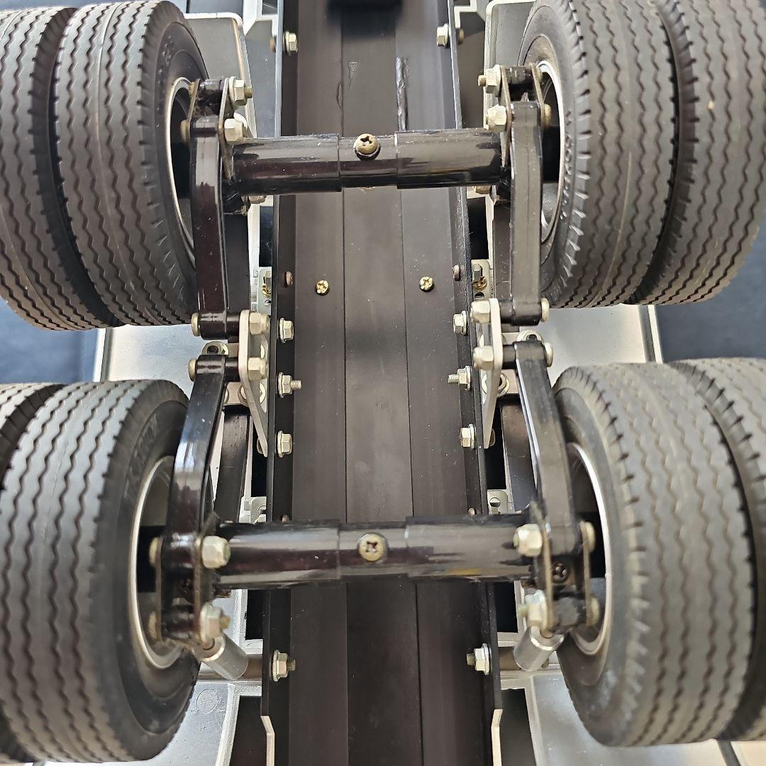 し*犬様 タミヤ　1/14パネルバンセミトレーラー　オートサポートレック付き　2