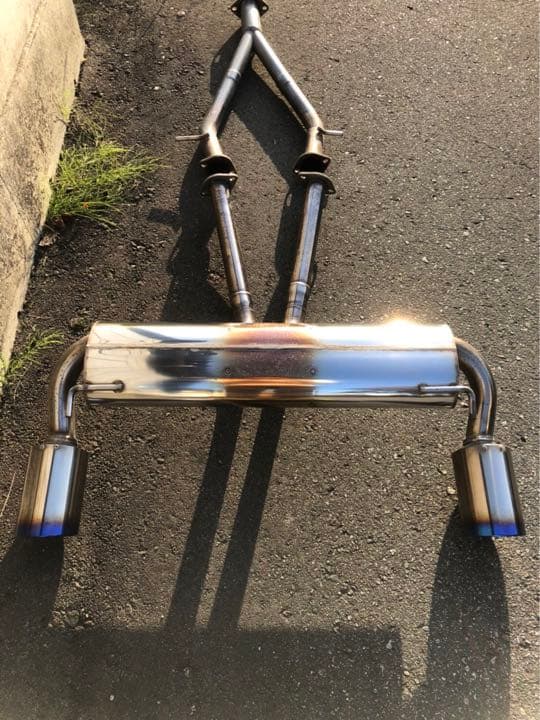 【ちゃーぼー】Z34 マフラー