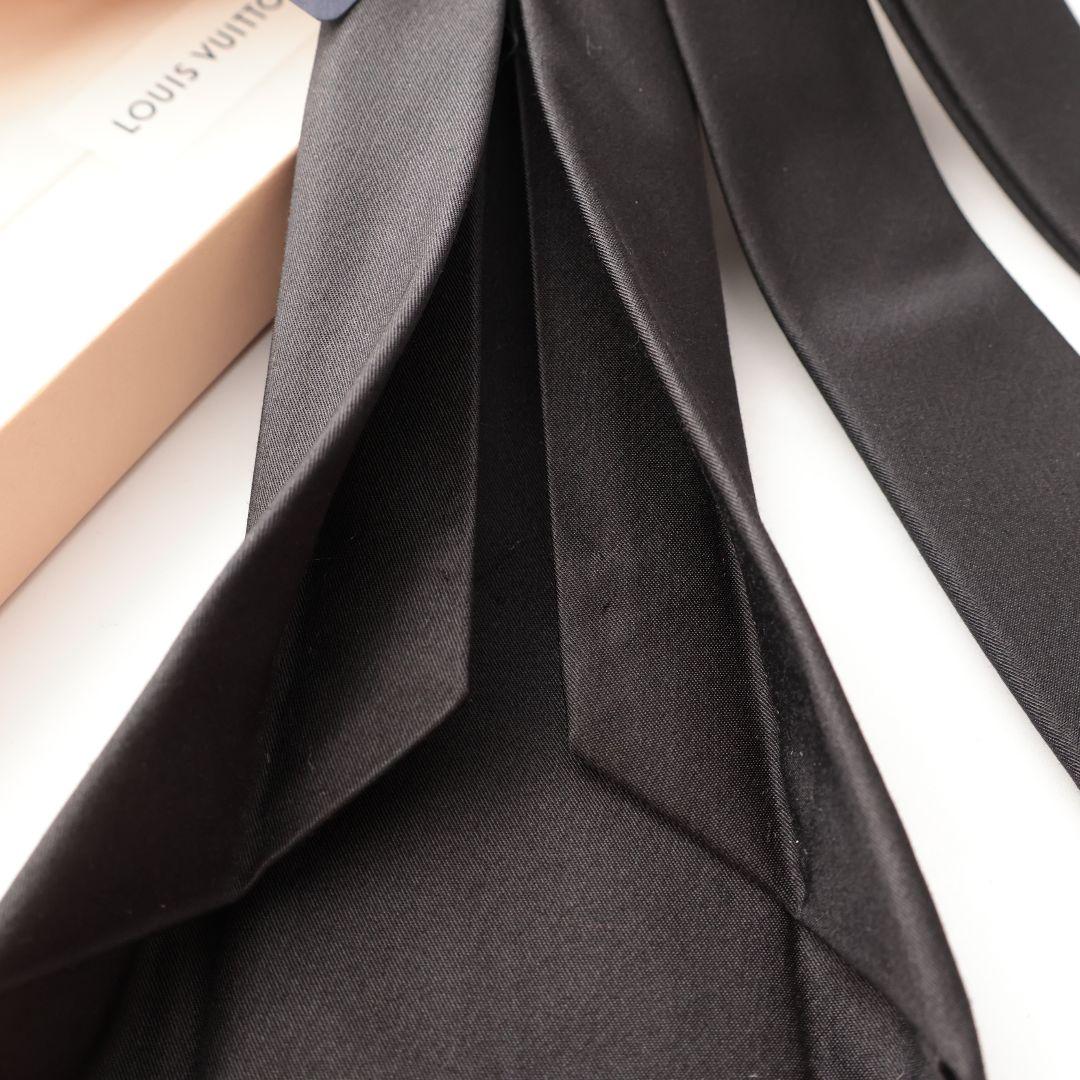 未使用 ルイ・ヴィトン LOUIS VUITTON ブラック ネクタイ