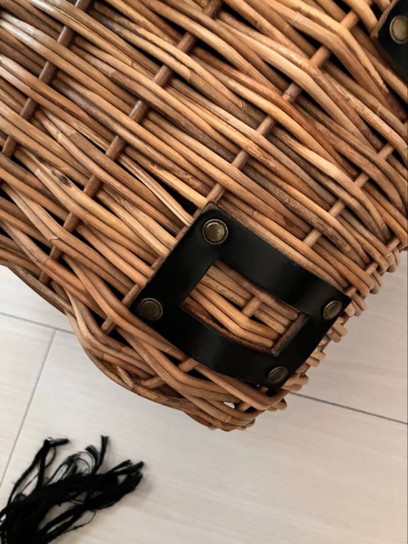 美品エバゴス ebagos＊2本編みバッグ＊ラビットファー被せ付き