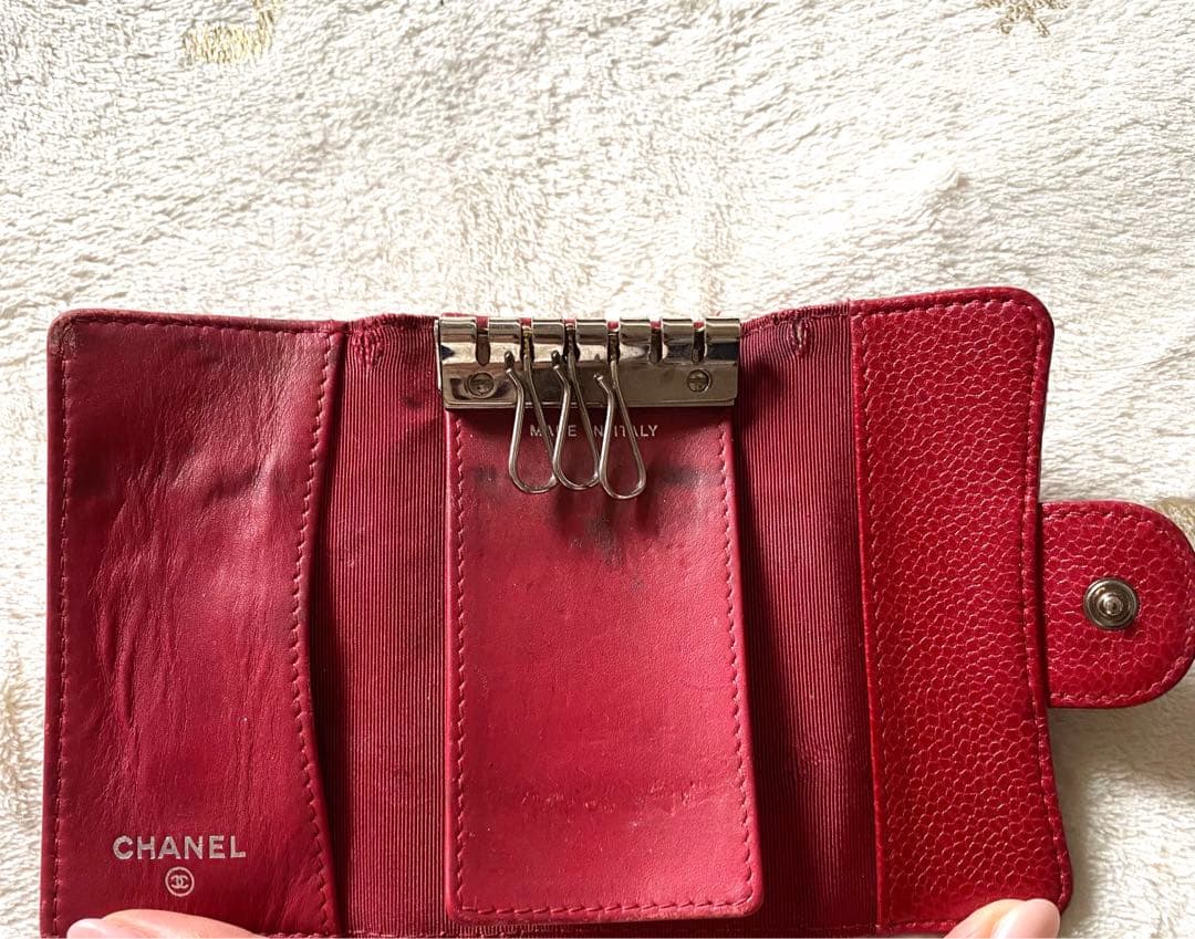 CHANEL レザー キーケース　シャネル　赤　キャビアスキン　マトラッセ