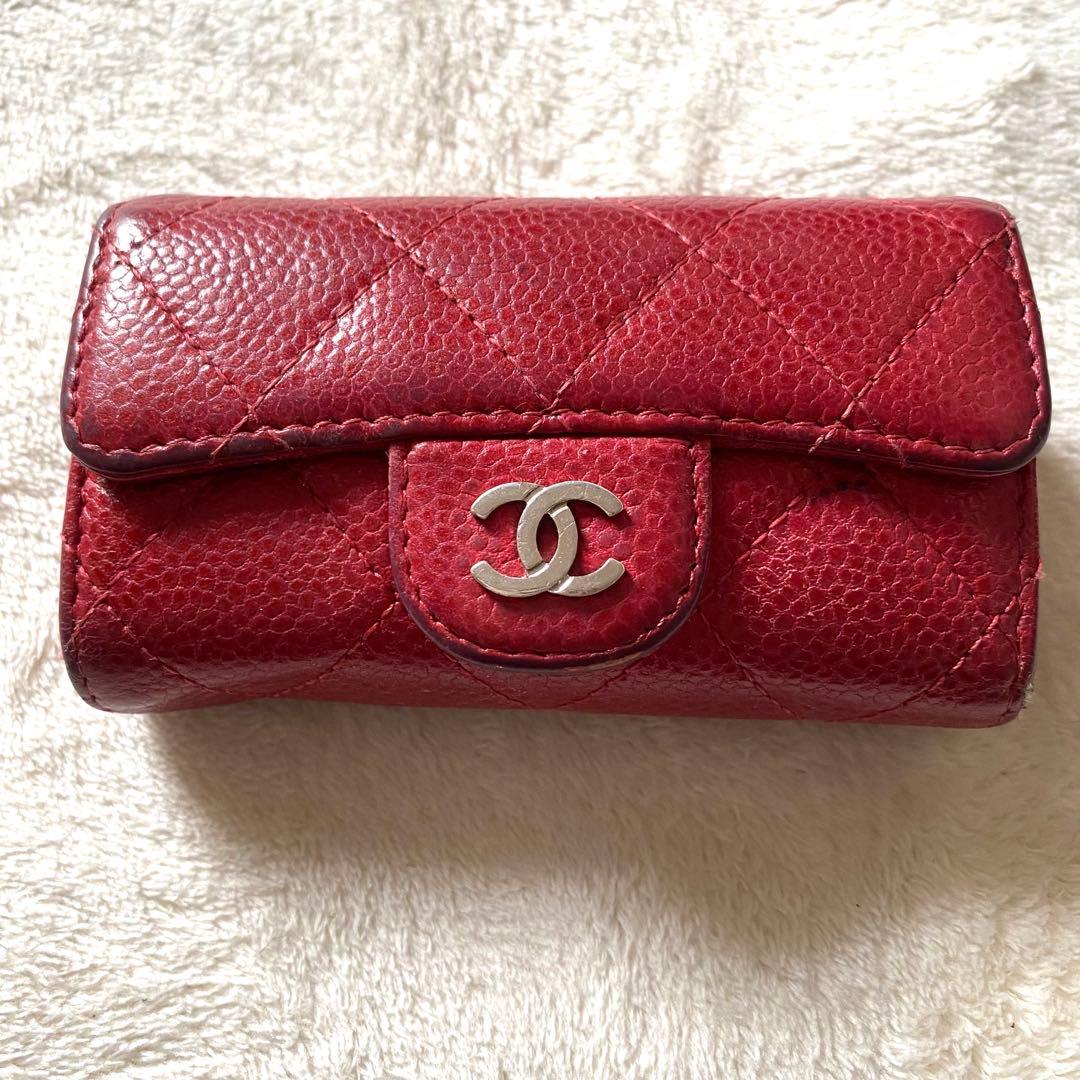 CHANEL レザー キーケース　シャネル　赤　キャビアスキン　マトラッセ
