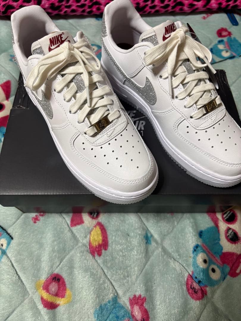 新品 Nike Air Force 1 グリッター ラメ 23.5cm