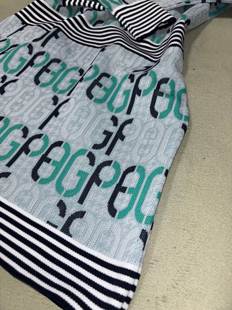 （新品）パーリーゲイツ、アモッサロゴ クサリ柄、ニットワンピース、サイズ0