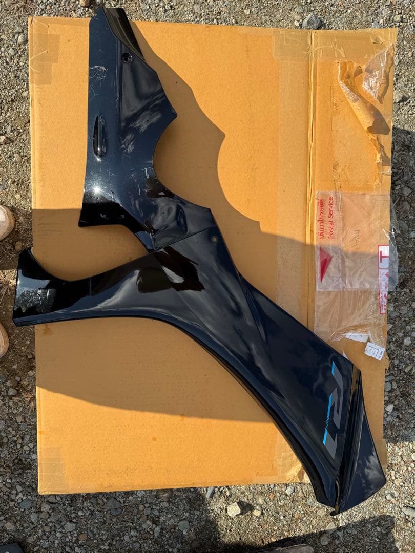 2022年製　YZF-R1 カウルセット　ヤマハブラック
