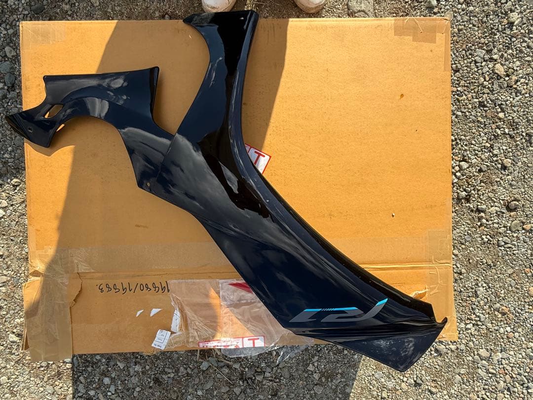 2022年製　YZF-R1 カウルセット　ヤマハブラック