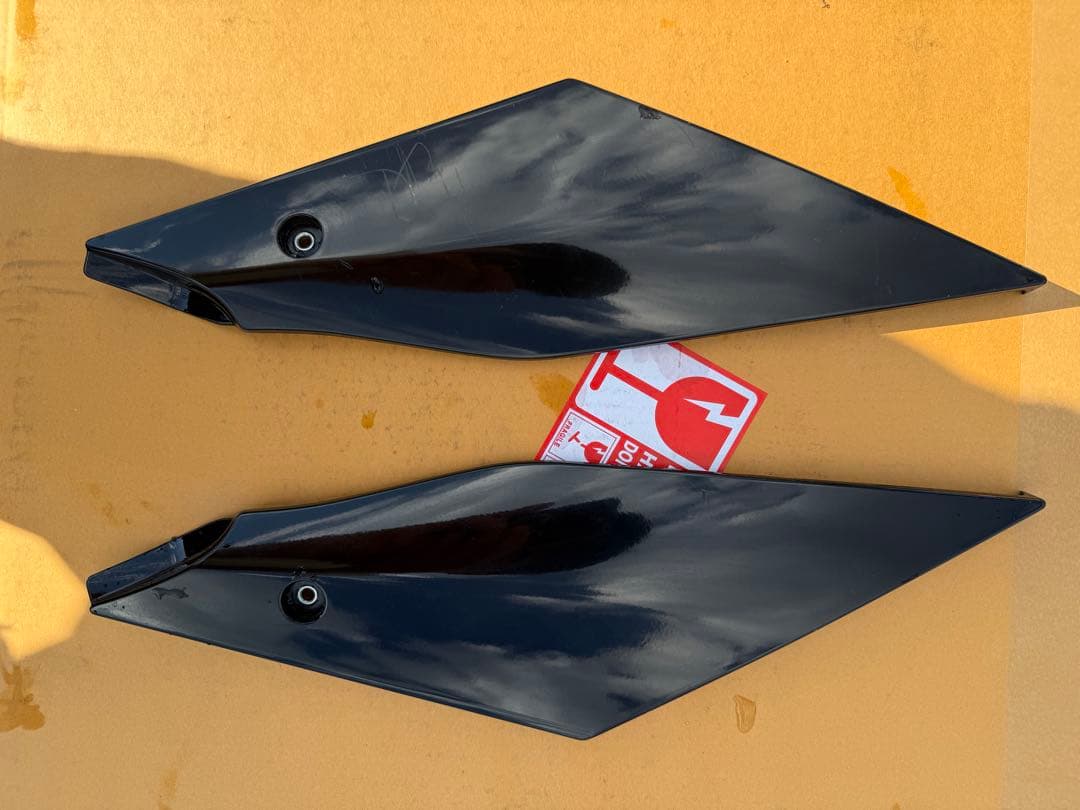 2022年製　YZF-R1 カウルセット　ヤマハブラック