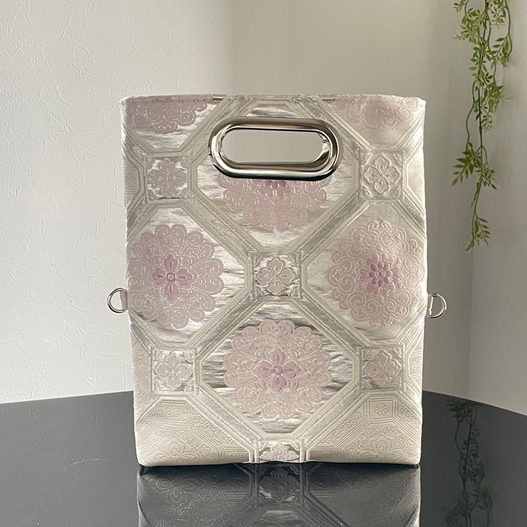 帯帯リメイク3wayバッグ　和装バッグ　シルバーと紫の蜀江文　チェーン付