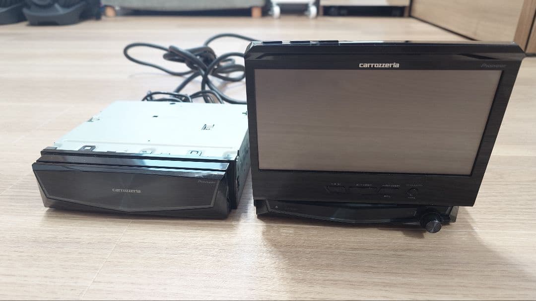 AVIC-VH0999 ジャンク品　地図22年第2版 カロッツェリア　カーナビ