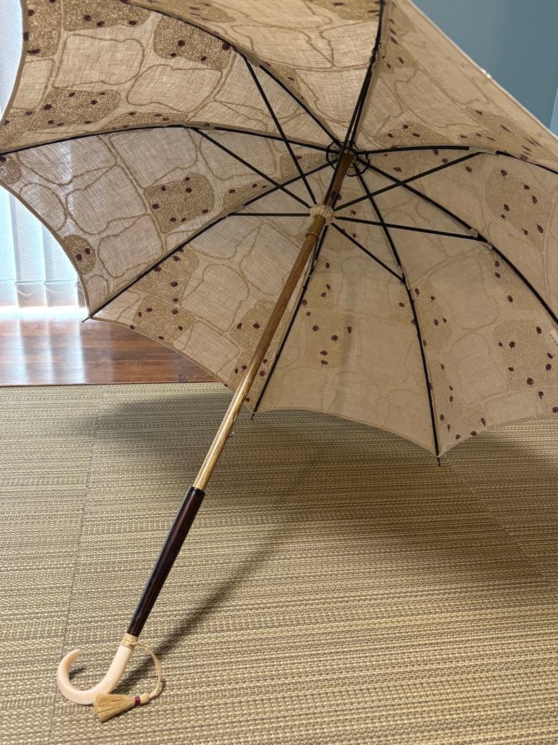 イイダ傘店　日傘　ぶどうパン柄　刺繍　シミ・カケあり