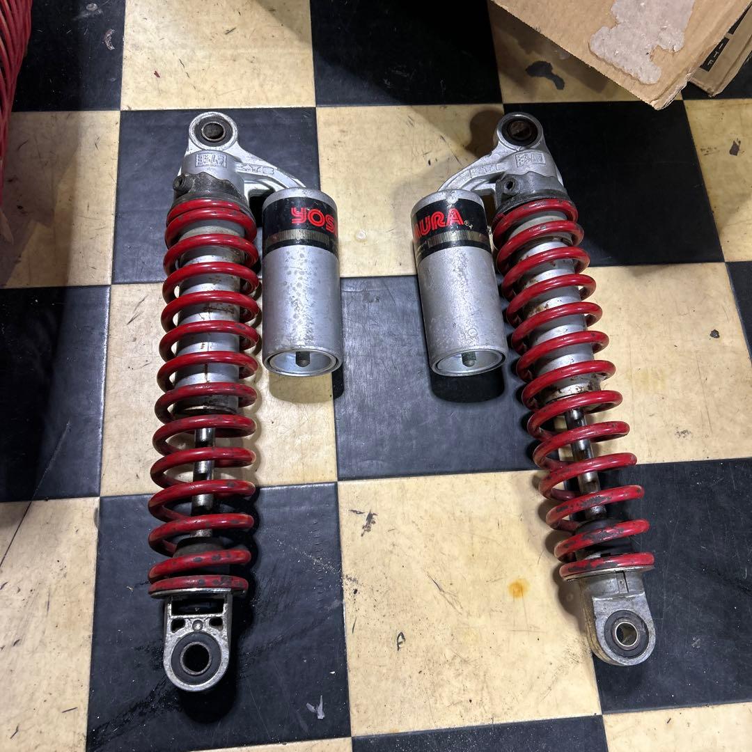 t*様 サスペンション 赤/銀 ダブルショック