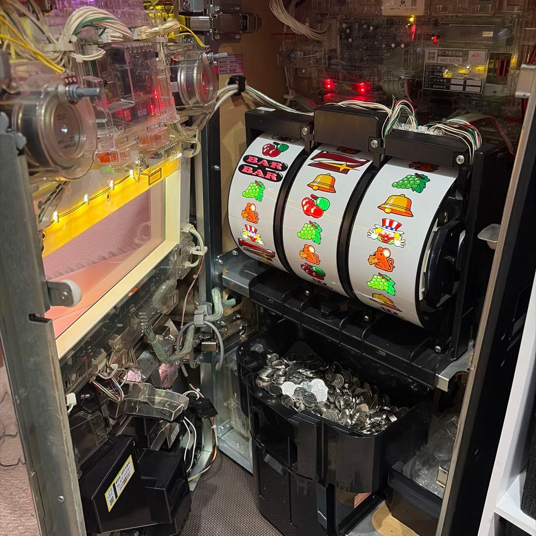 ア*ル様 みんなのジャグラー　スロット実機