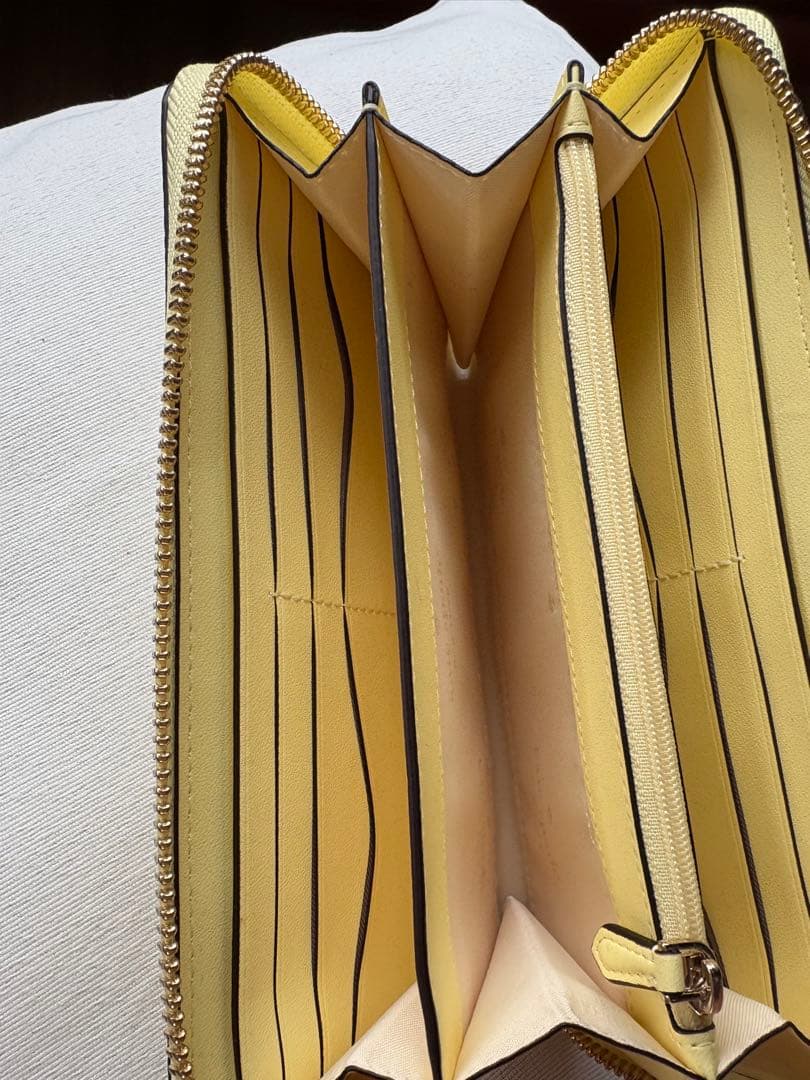 値下げ新品☆ケイトスペード 長財布 幸運の黄色財布 レモンイエロー