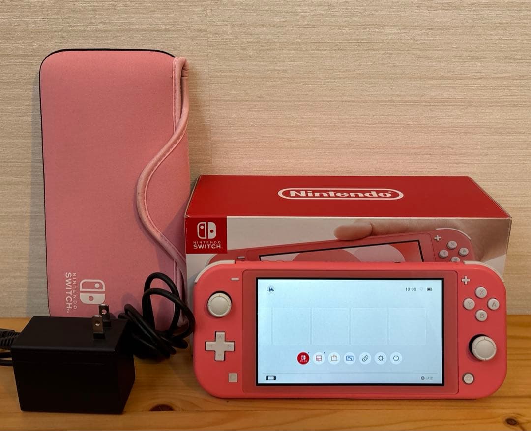 ニンテンドーSwitch Light コーラル