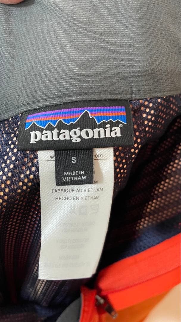 patagonia スノーショット 上下セット　sサイズ