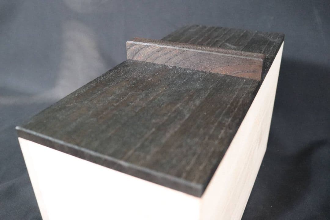 ゆうちゃん【新米保管にオススメ】黒漆塗り　ブラック桐米櫃　5キロ用