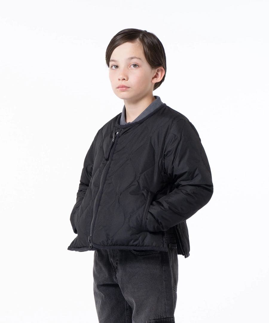 【12/27まで値下げ中】リバーシブル　ダウンジャケット（タグ付き）130サイズ