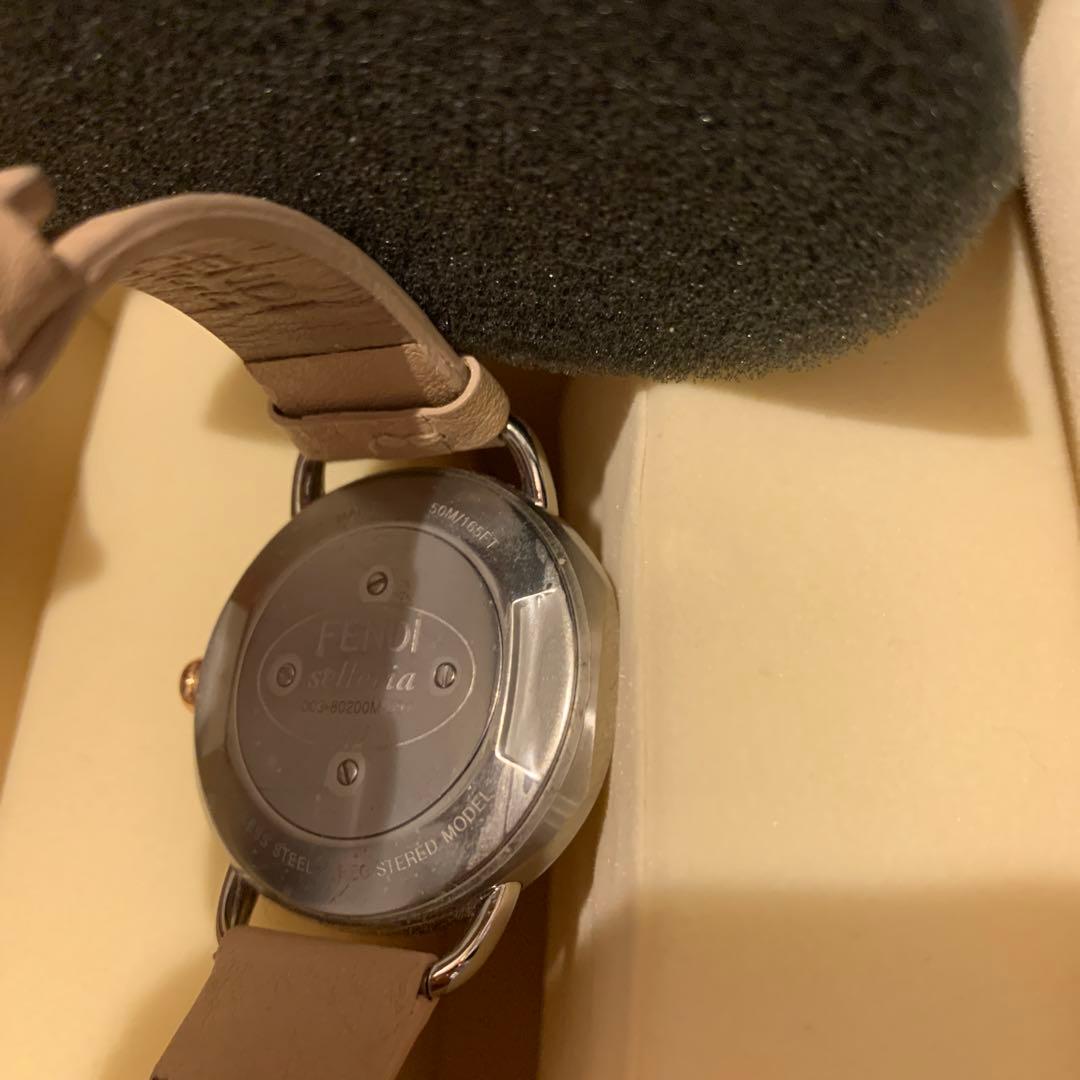 ベルト交換可能　時計