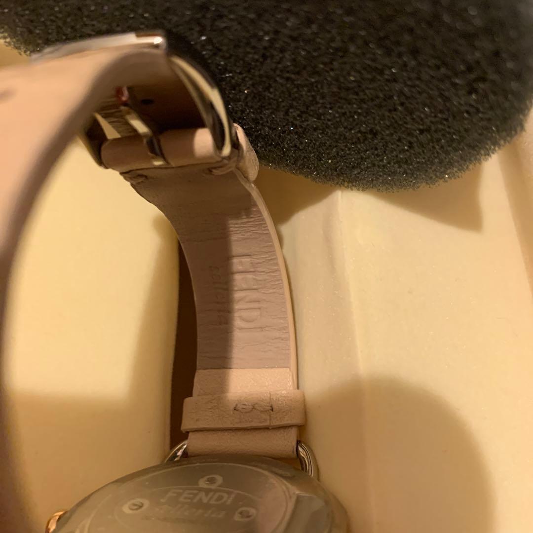 ベルト交換可能　時計