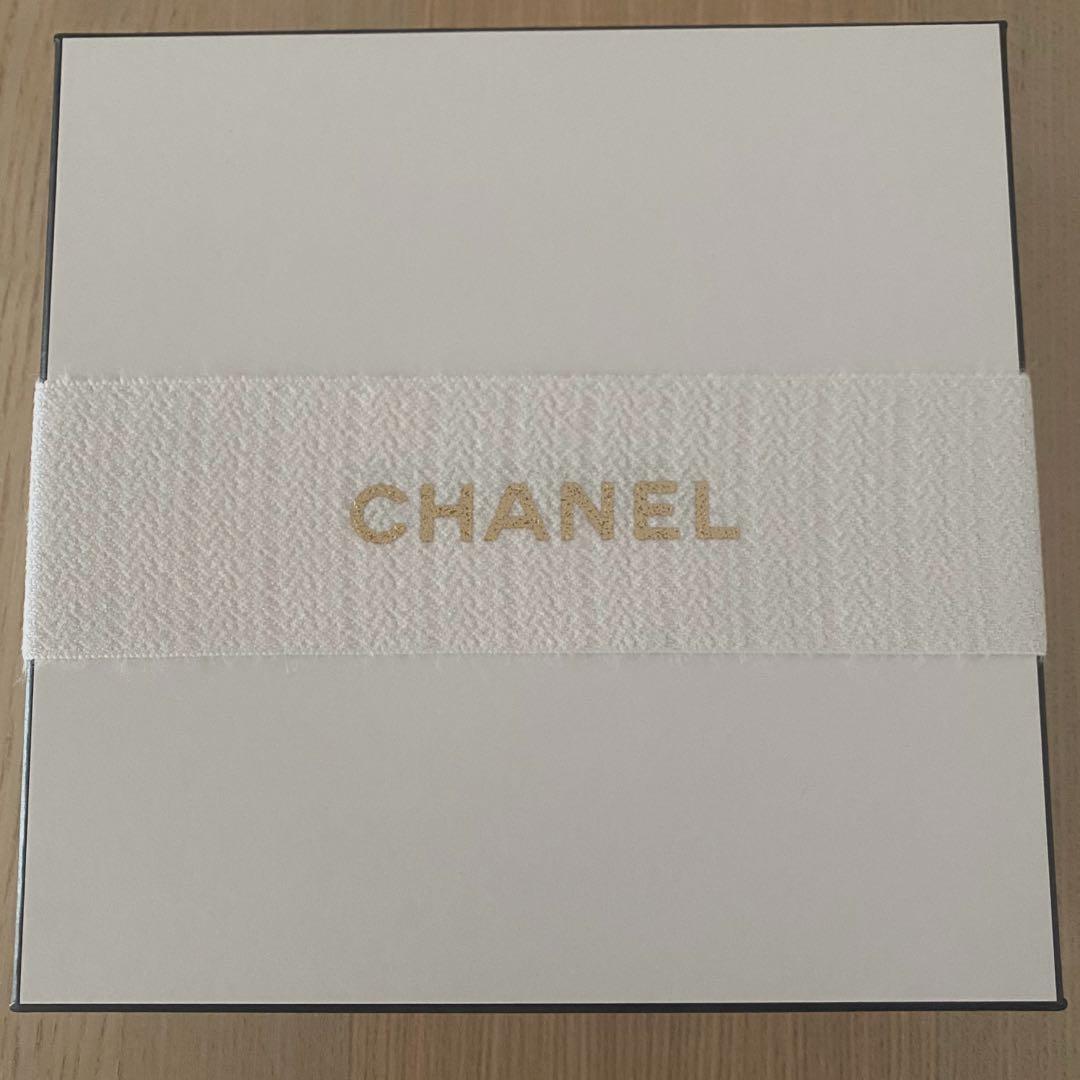 ⭐︎値下げ中⭐︎新品CHANELコスメホリデー2024トータル ルックセット