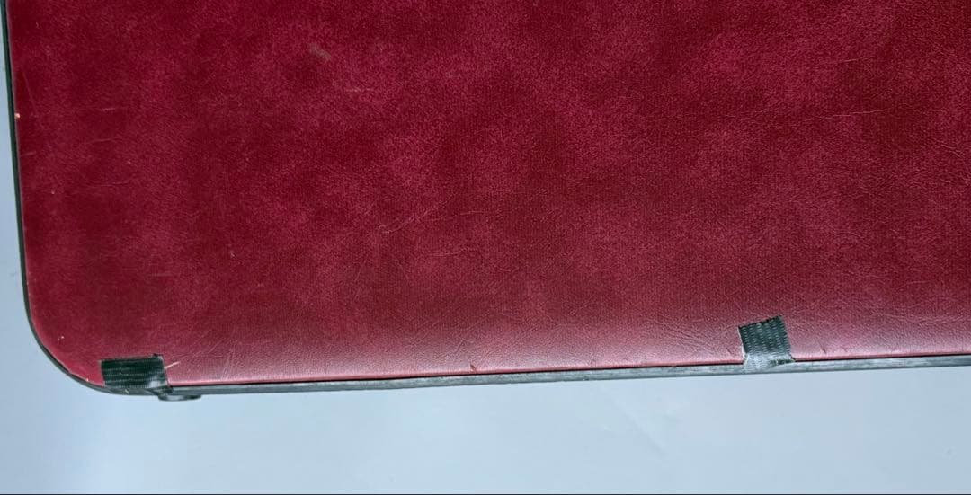 三味線　中竿　東サワリ　皮破れ無し　撥・ハードケースなど付属品多数