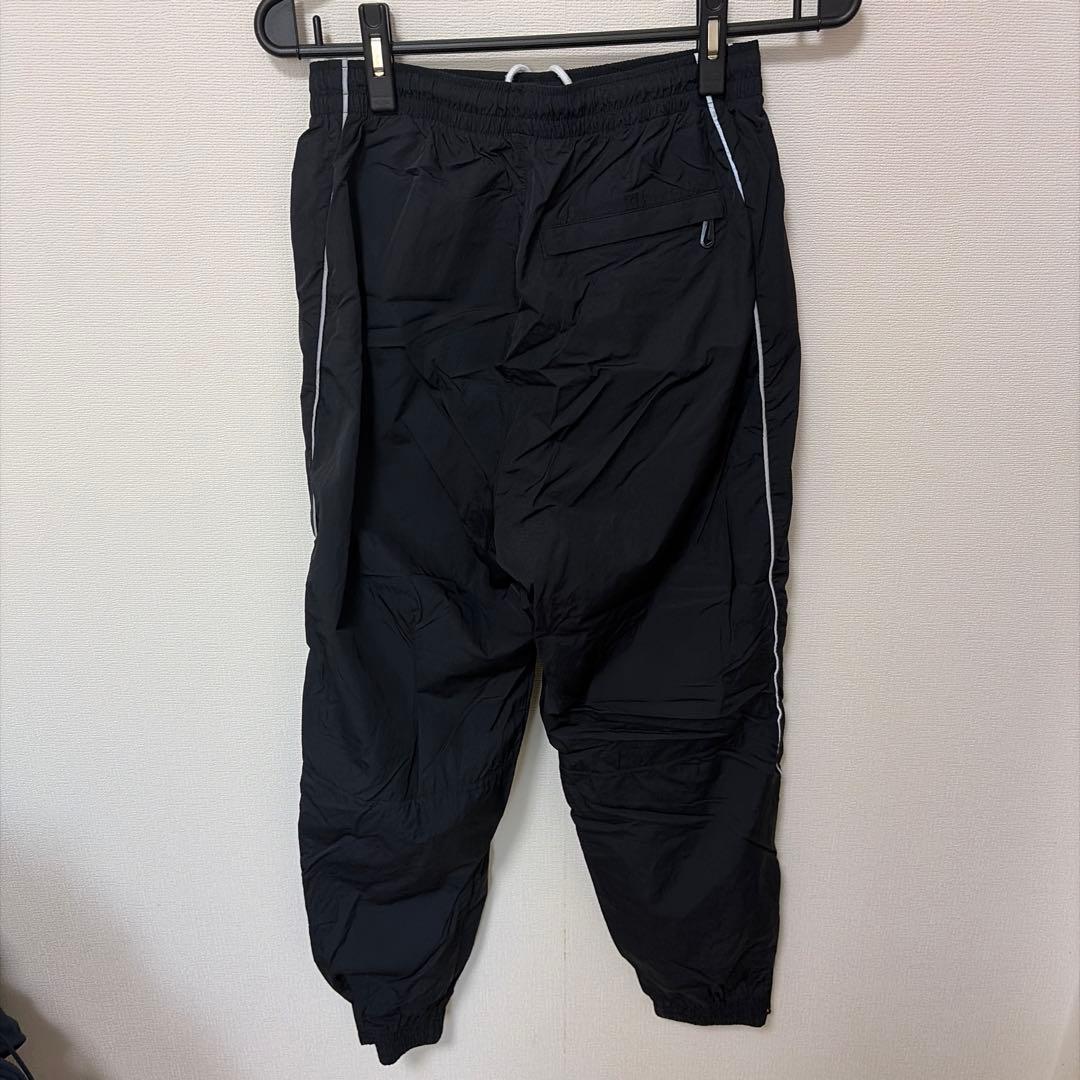 ナイキ ソロ スウッシュ メンズ トラックパンツ　 サイズS
