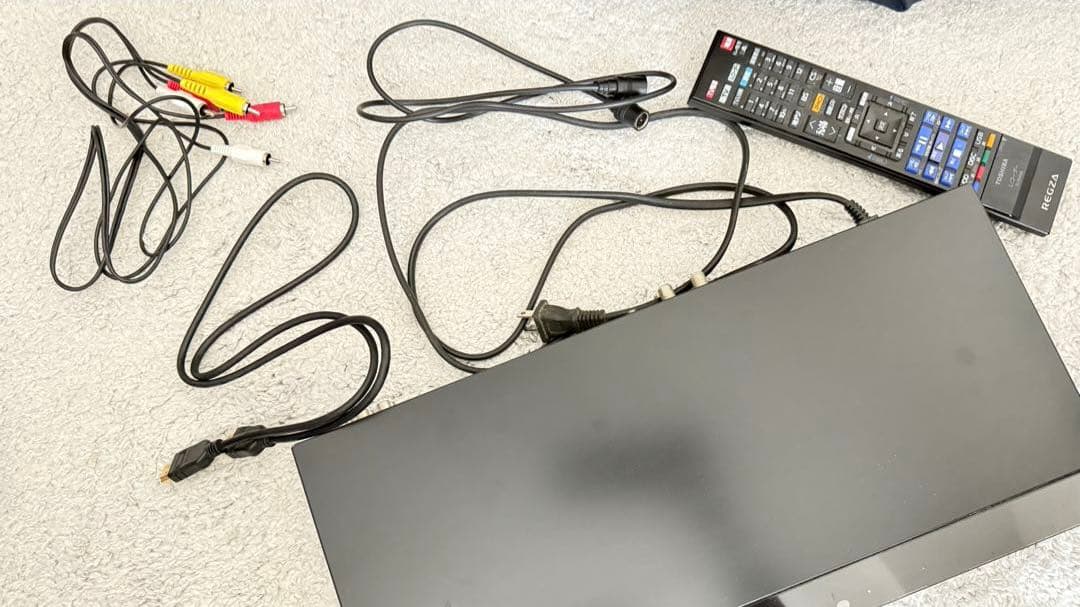 東芝　REGZA ブルーレイディスクレコーダー DBR-Z310 500GB