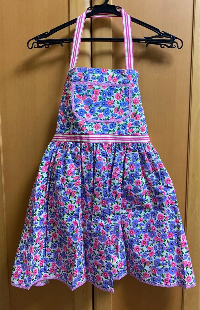 Ｎ　フラワープリント ノースリーブワンピース 他