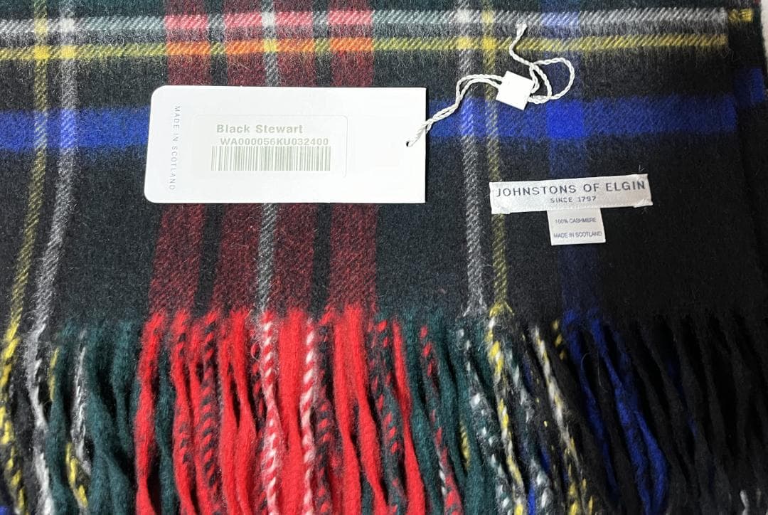 るんちゃん出品です。 　Johnstons カシミヤ100％ストール