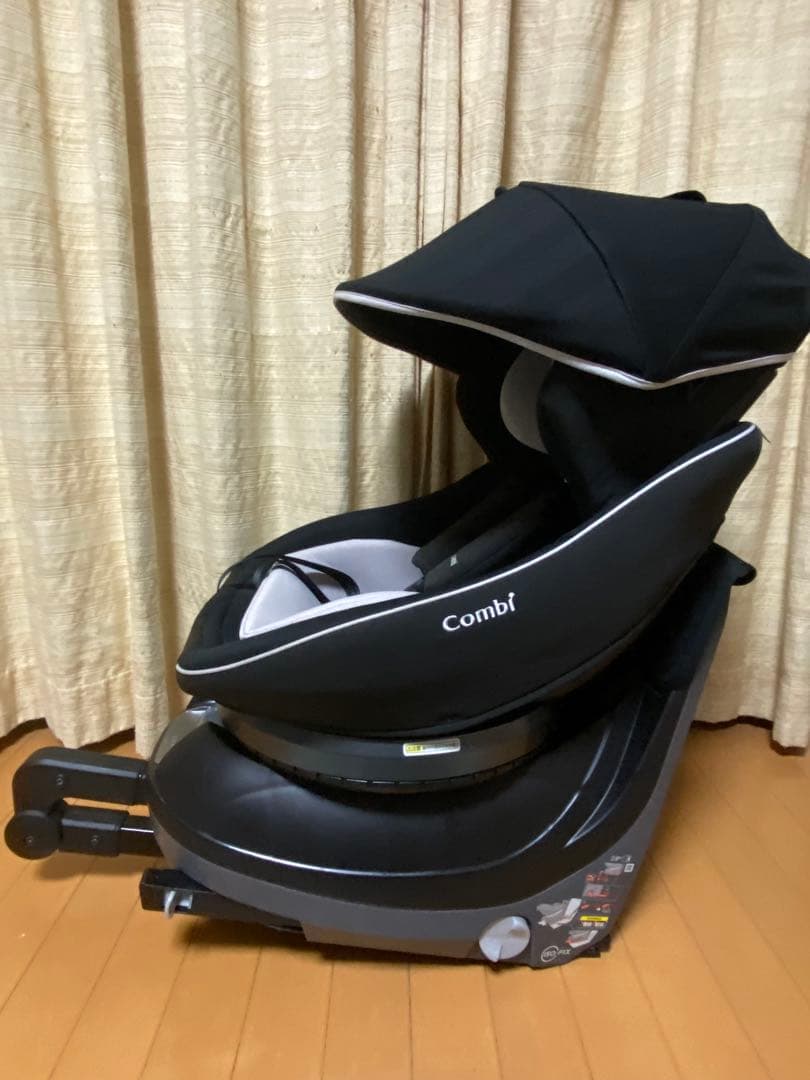 極美品 Combi クルムーヴスマート ISOFIX エッグショックNeo