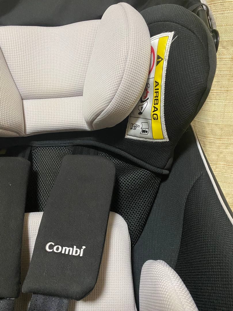 極美品 Combi クルムーヴスマート ISOFIX エッグショックNeo