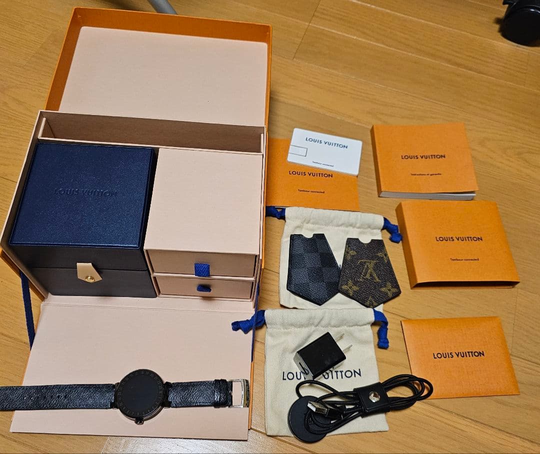 LOUIS VUITTON タンブール ホライゾン スマートウォッチv1