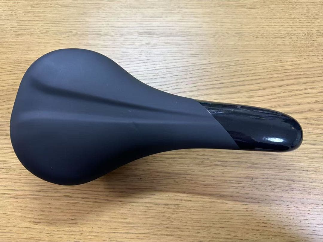 BROMPTON ブロンプトン　スーパーライト　サドル　カーボンレール