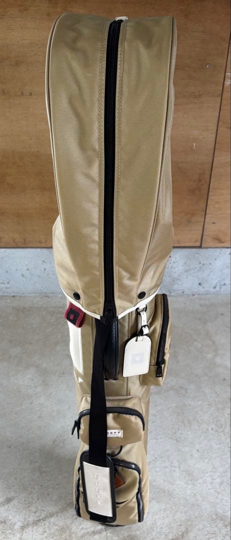 ぱ*リ様 ONOFF オノフ ベージュ ゴルフバッグ・キャディバッグ