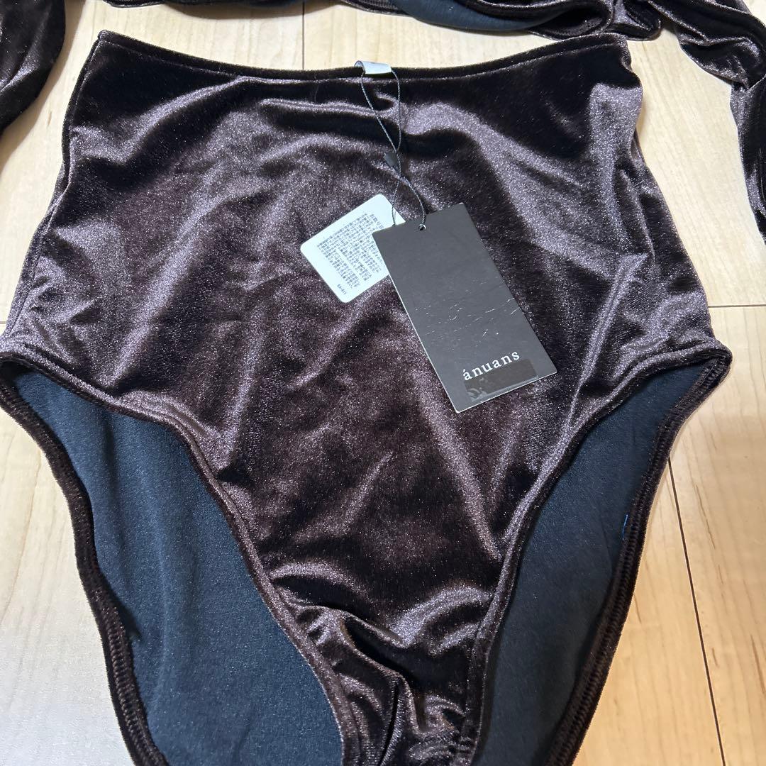 【新品未使用タグ付き】 anuans ベロアセパレートギャザースイムウエア 水着