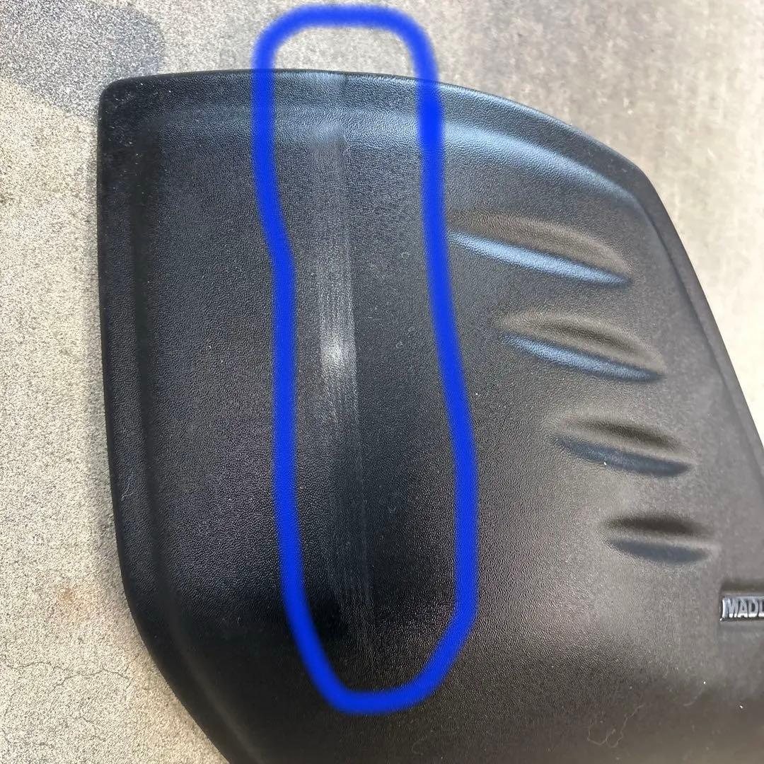 デリカD5 MADLYS リアコーナープロテクター