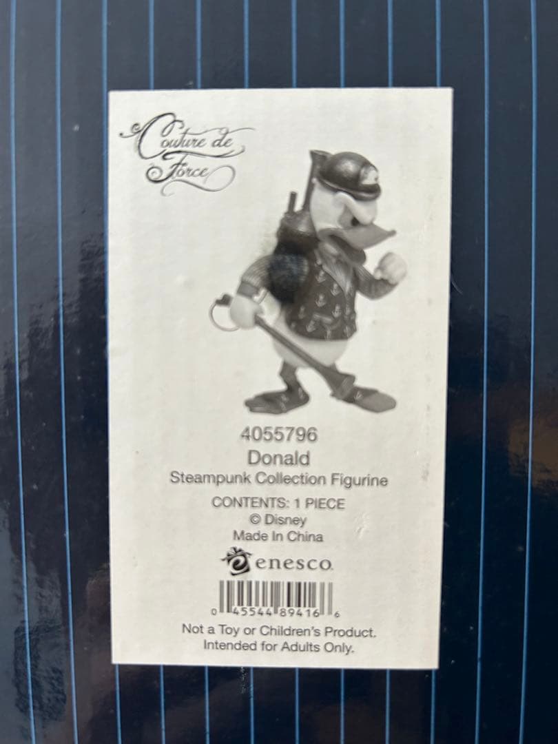レア　SHOWCASE COLLECTION ドナルドダック フィギュア 軍服風
