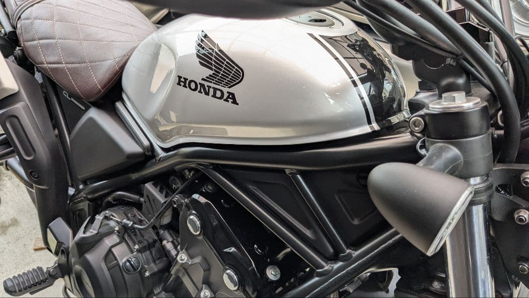 ホンダCL250/CL500用タンクカバー(シルバー＋黒ライン)