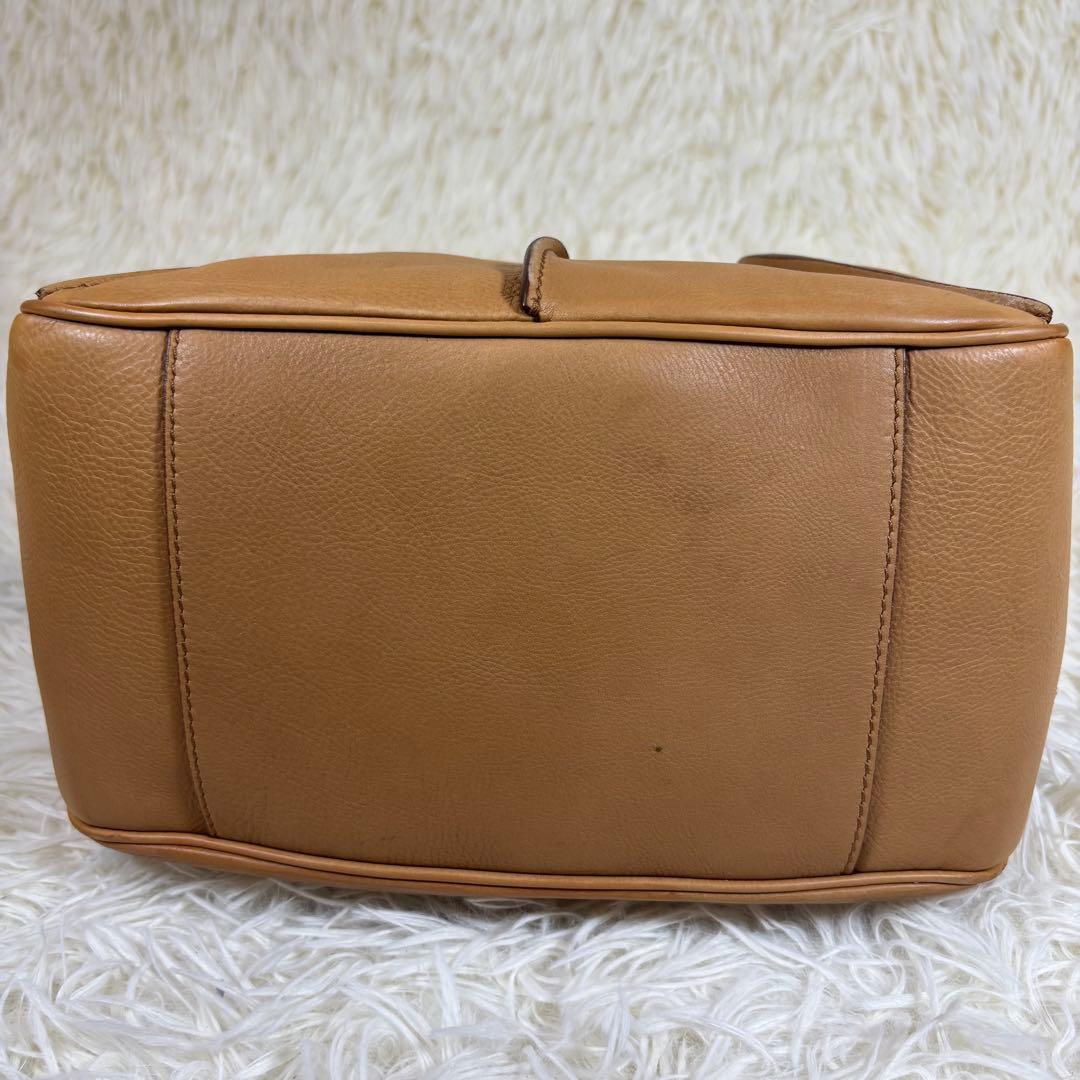 【大人気✨】　CELINE セリーヌ　トートバッグ 肩掛け 金具 レザー