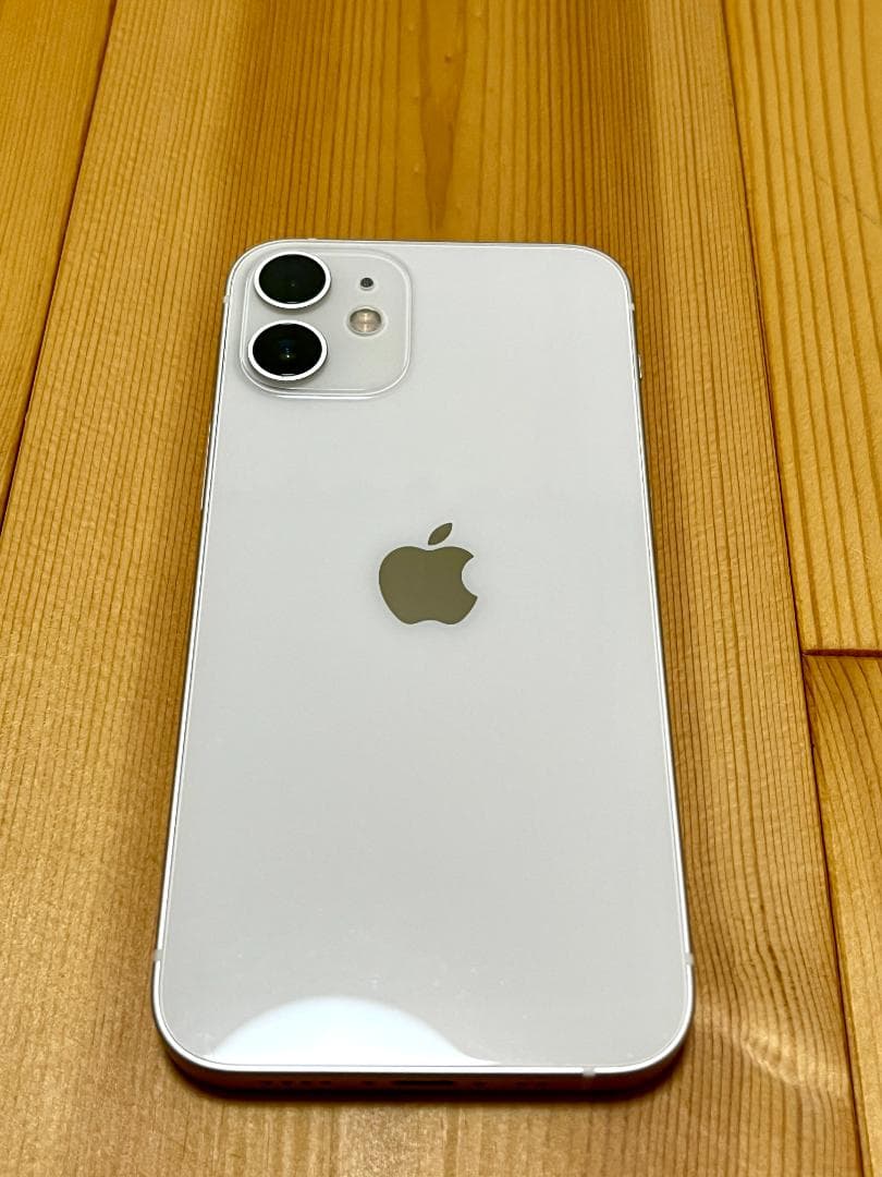 【美品】iPhone 12 mini 64GB SIMフリー/ 新品フィルム付