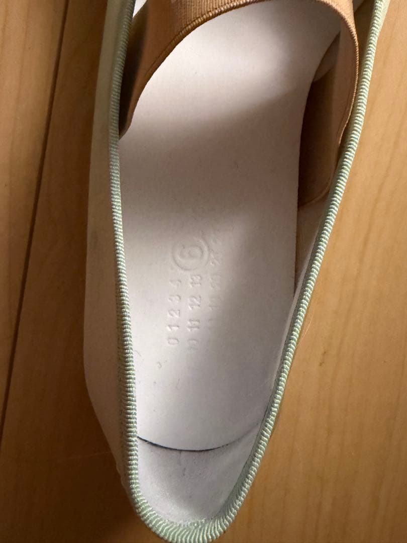 MM6アナトミックバレリーナ 薄緑 リボン付きバレエシューズ 38