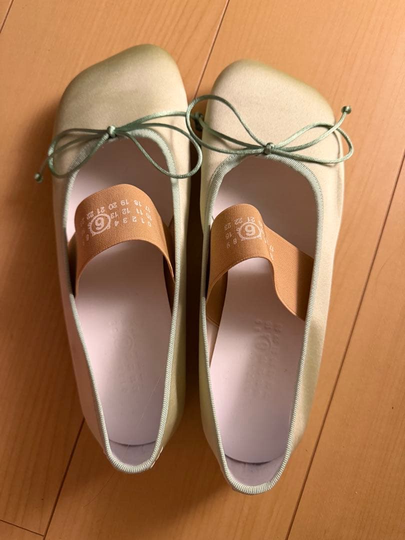 MM6アナトミックバレリーナ 薄緑 リボン付きバレエシューズ 38