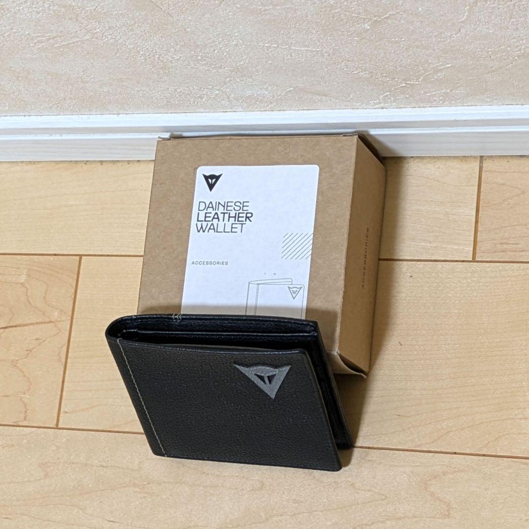 【新品】ダイネーゼ DAINESE レザーウォレット ２つ折り財布