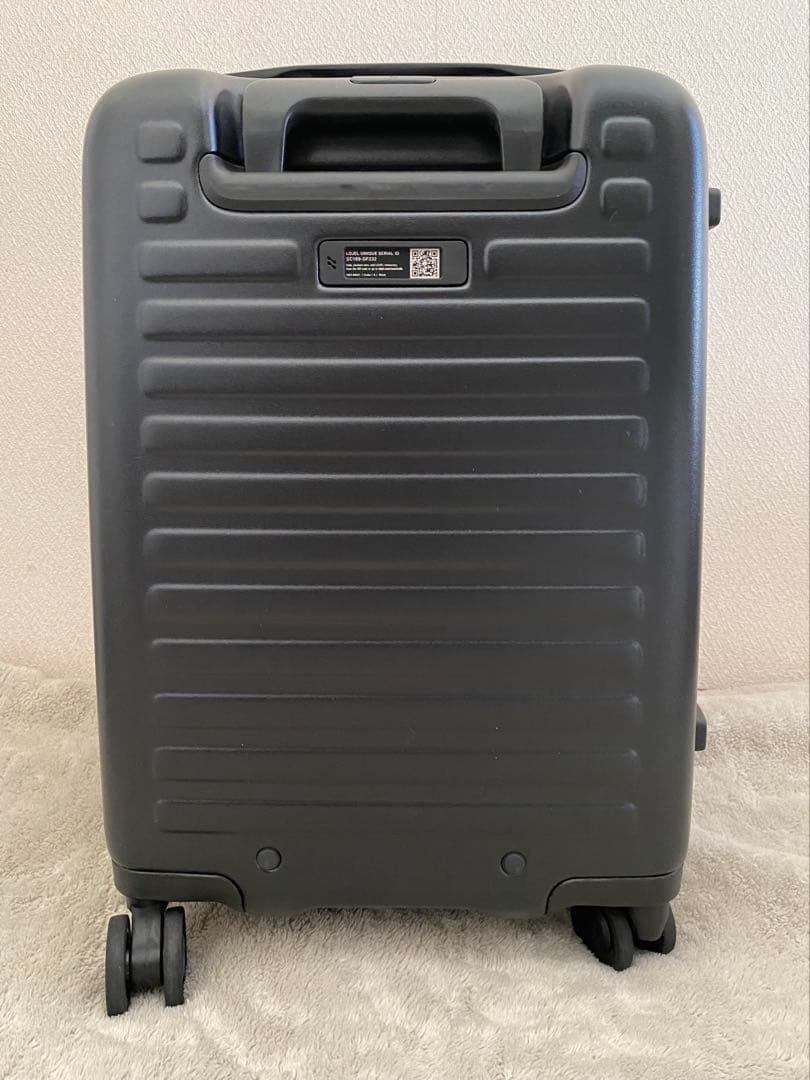 【極美品】LOJEL CUBO Small キャリーケース　ブラック