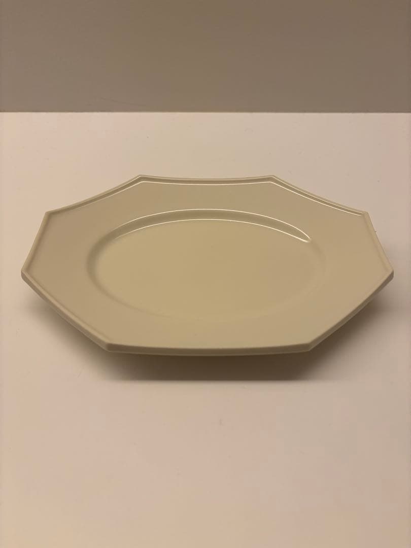 新品未使用 石川隆児 Oval Octogonal Plate White
